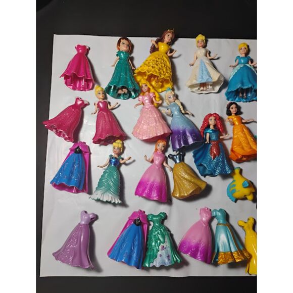 Disney Princess Magiclip Figure Lot 19 Figures Accessories & More - Picture 3 of 10